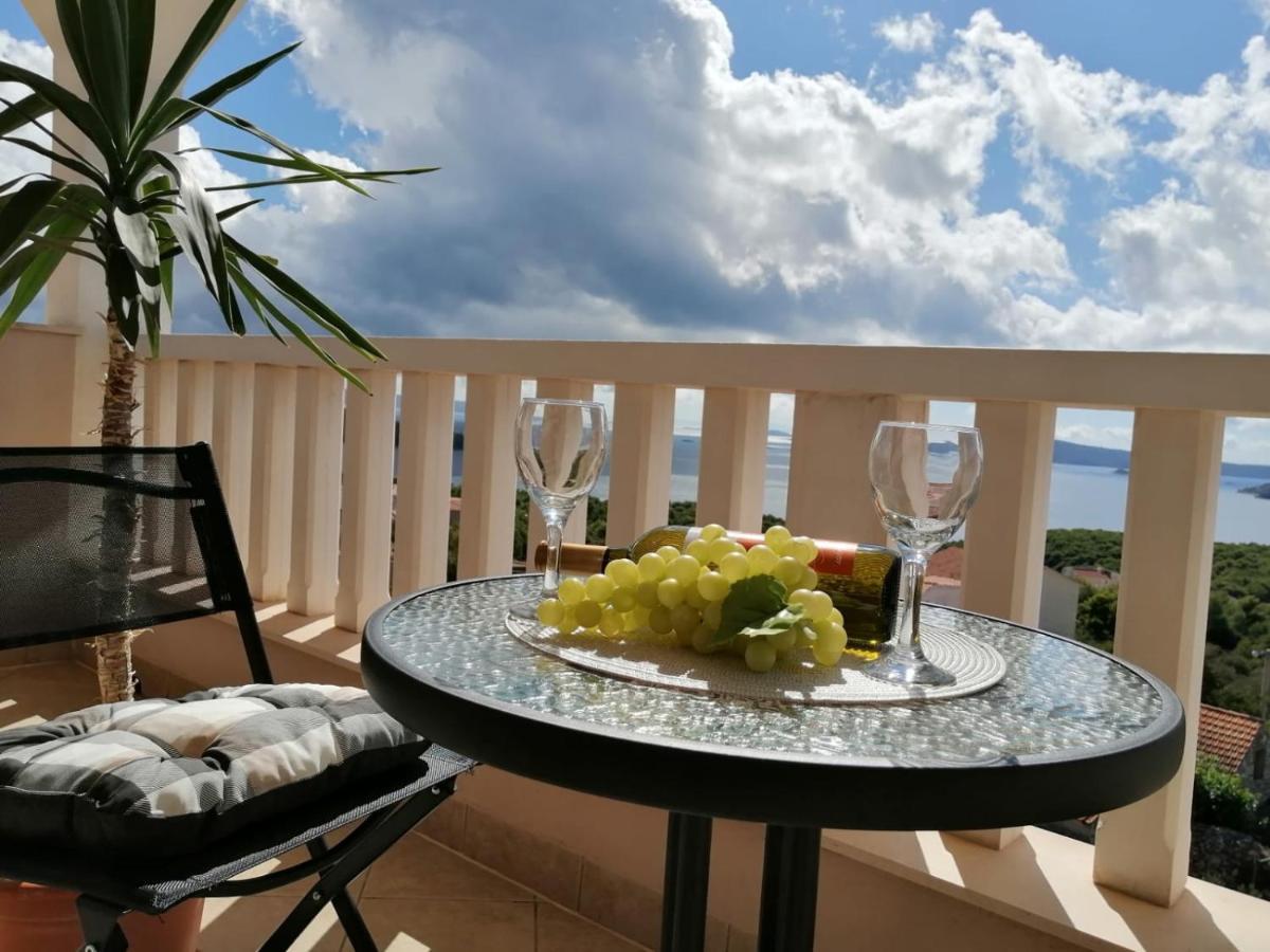 Apartments Blue Lagoon Trogir Exterior foto
