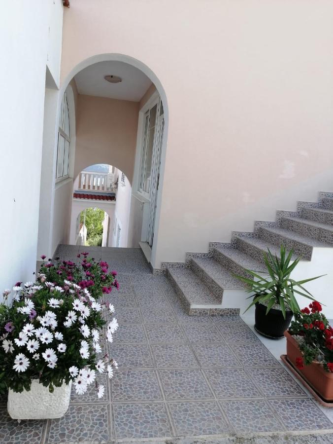 Apartments Blue Lagoon Trogir Exterior foto